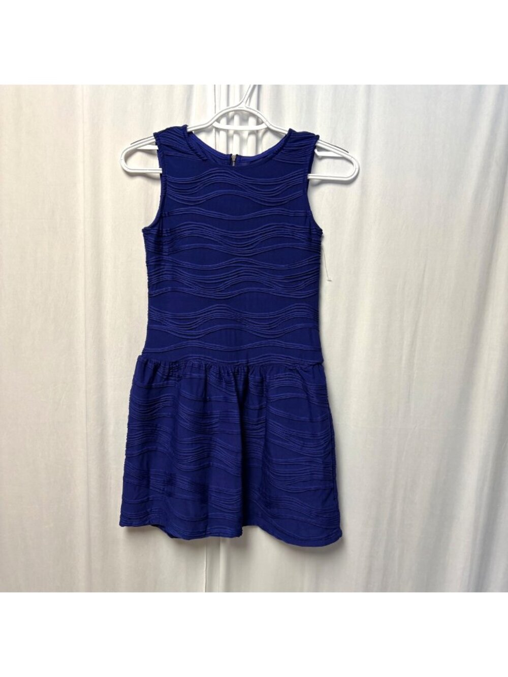 Trixxi Girl Sleeveless Dress Size 10 Blue Wavy Textured Fit and Flare NEW